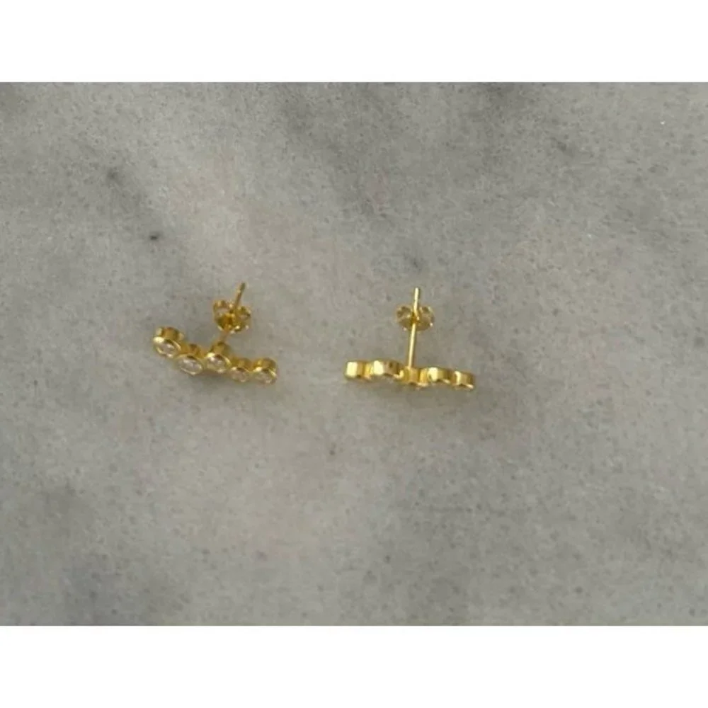 Gold Round Cluster Arch Earrings Sterling Silver Brand New - Picture 5 of 5